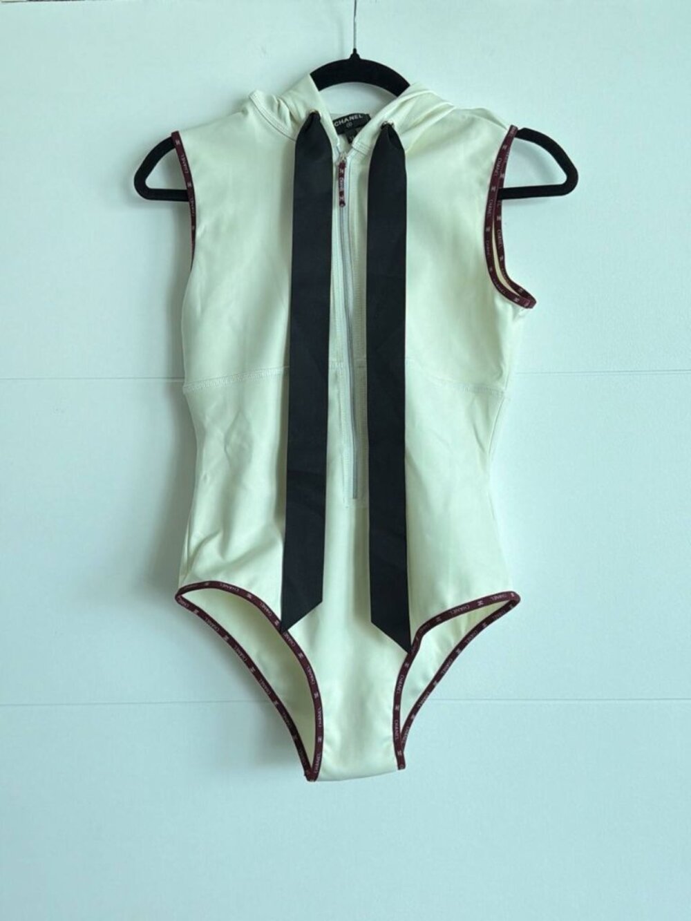 Sleeveless Hooded Bodysuit | Womens (Size 38)